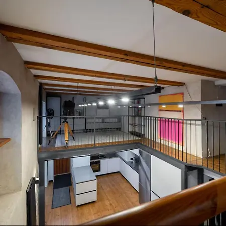 Old Town Loft Duplex, 24h7d Self Check In Loft Διαμέρισμα