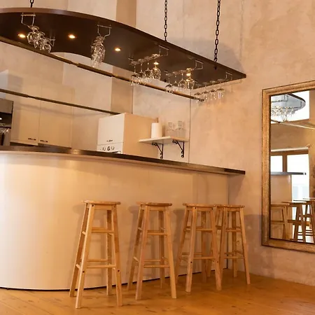 Old Town Duplex, 24/7 Self Check In Loft Apartment *