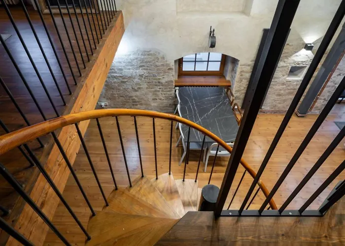 Old Town Loft Duplex, 24h7d Self Check In Loft Dzīvoklis