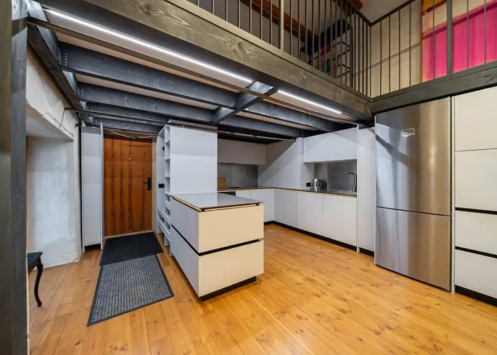 Dzīvoklis Old Town Loft Duplex, 24h7d Self Check In Loft