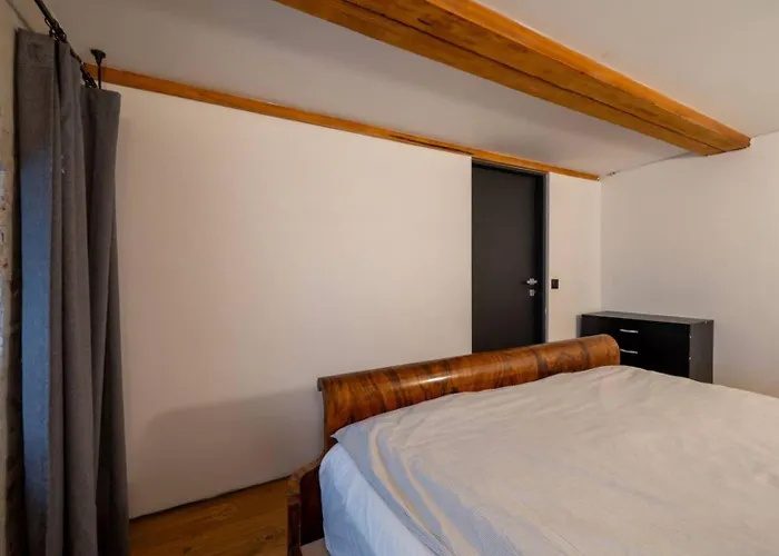 Old Town Loft Duplex, 24h7d Self Check In Loft