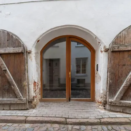 Апартаменти Old Town Loft Duplex, 24h7d Self Check In Loft Рига