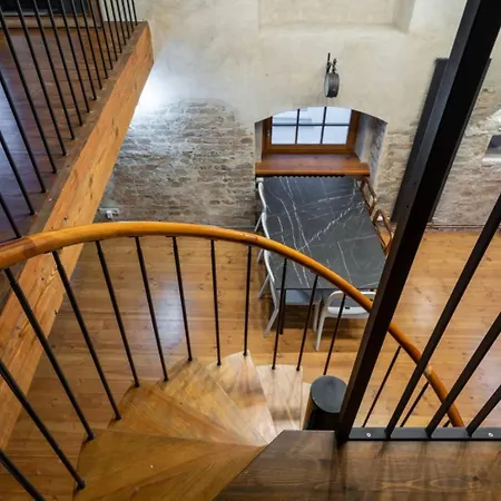 Old Town Loft Duplex, 24h7d Self Check In Loft Апартаменты